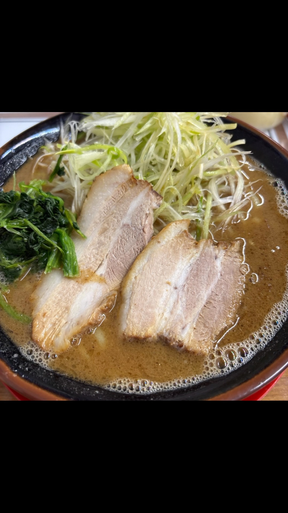 昨日、久しぶりにスタッフと一緒に栃木家へラーメンを食べに行っ