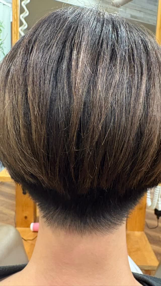 午後、時間が空いたのでスタッフのカット✂️