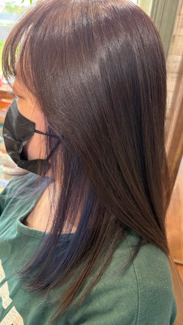 イヤリングカラーで自分の好きなカラーをしてみませんか？