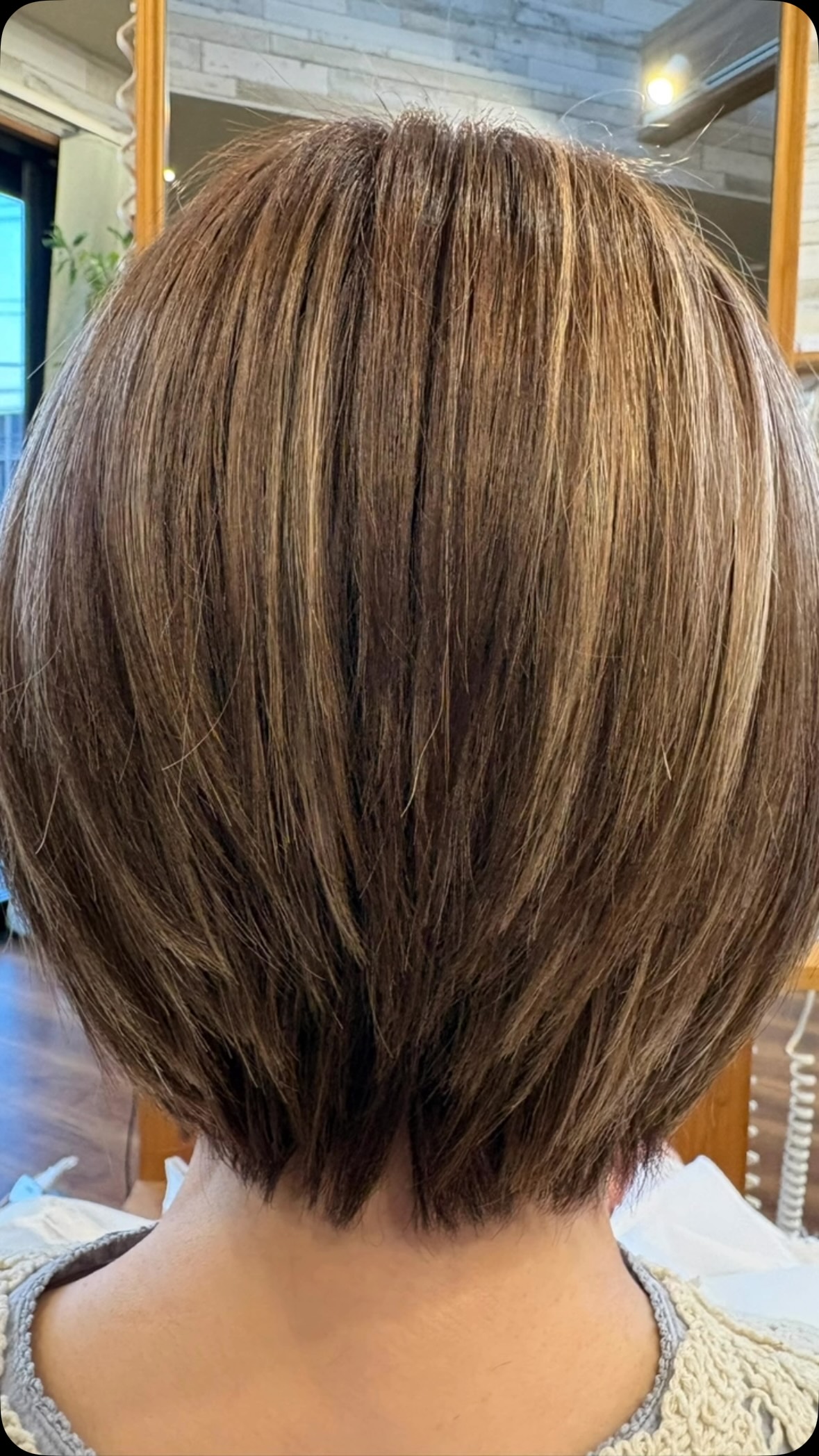 ハイライトヘアで白髪ぼかし