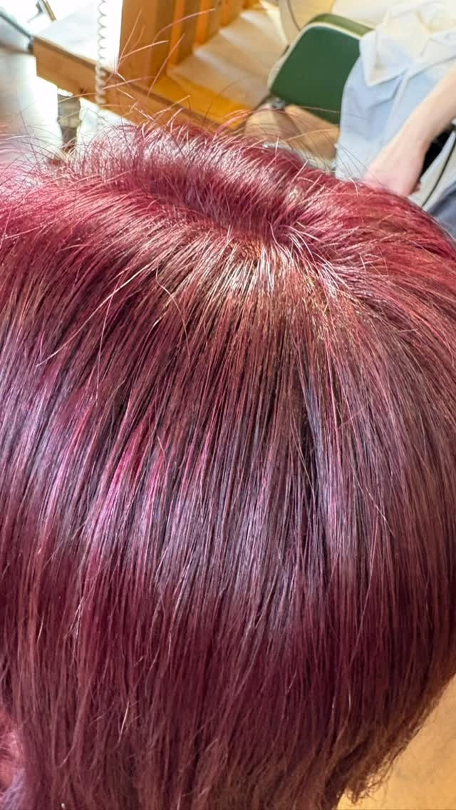 本日のアミノセラピーカラーは、バイオレットカラーで白髪染め！