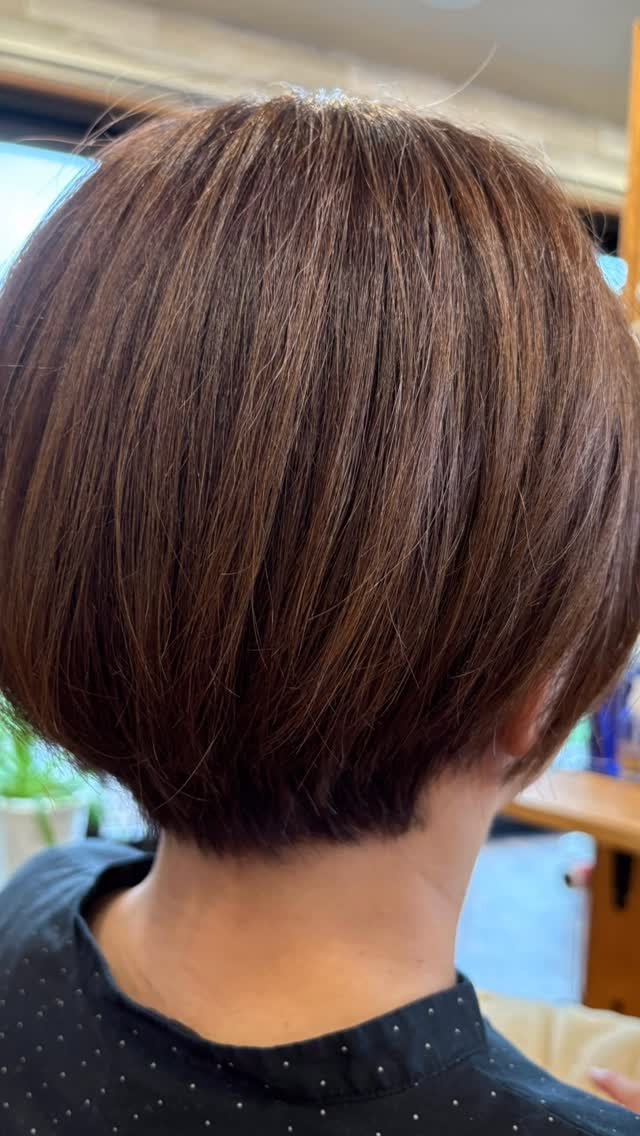 ショートヘアが好きな方、ショートボブはいかがですか？今の時期